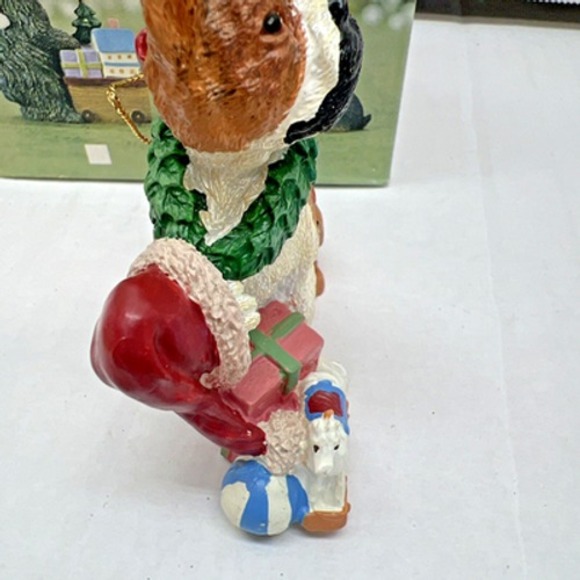 Boxer Christmas Wreath Ornament Dog - Picture 2 of 4